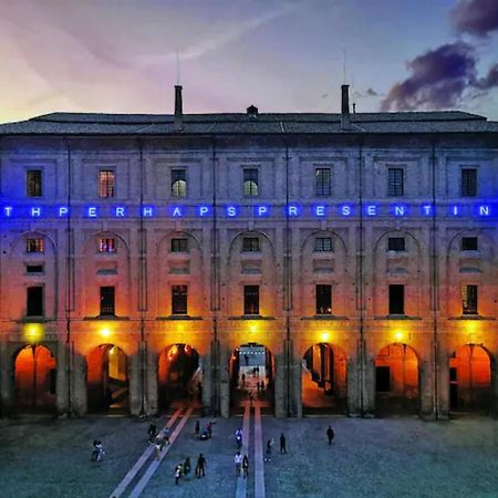 Charming Apartment In Parma/ Teatro Regio / Wifi المظهر الخارجي الصورة
